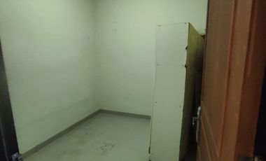 Take Over Rmh dkt Alun alun GDC Depok 83JT di Cluster Tharin Residence 1