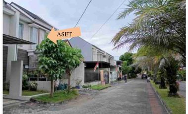 Dijual murah via lelang puri Safira Menganti Gresik