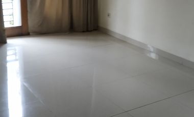 Disewajan Rumah tinggal 4+1 kt di GRIYA LOKA, BSD - dekat stasiun dan akses tol