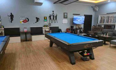 TURUN HARGA! Disewakan Jangka Panjang 25 tahun Toko isi Billiard di jalan utama Drupadi Renon