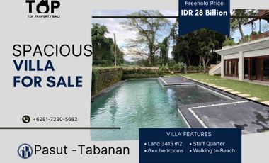 Spacious Villa 6+ bedrooms di Pantai Pasut Tabanan Walkable to beach