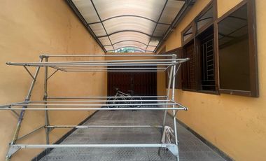 Rumah Strategis 3kamar cocok untuk kantor Akses Lebar dekat Tol banyuanyar Banjarsari Solo