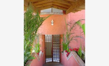 AGRADABLE DEPARTAMENTO CON ESPECTACULAR VISTA A BARRANCA DE TECOLOTE CUERNAVACA