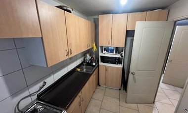 Casa Sólida De Dos Pisos, Villa Portal Del Abrazo, Maipú.