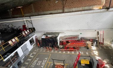 Bodega en venta en Holanda, Sabaneta