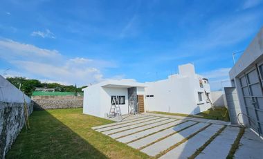 CASA CON ALBERCA EN MORELOS