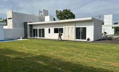 CASA CON ALBERCA EN MORELOS