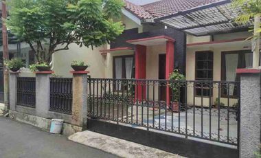 DISEWA RUMAH 3 KT DI KAV DKI PONDOK KELAPA DUREN SAWIT JAKARTA TIMUR