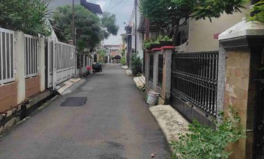 DISEWA RUMAH 3 KT DI KAV DKI PONDOK KELAPA DUREN SAWIT JAKARTA TIMUR