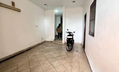 disewakan rumah di cikajang cocok untuk resto