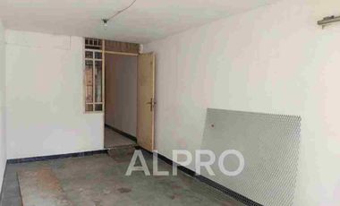 Disewakan Untuk Kantor Jalan Utama Terusan Jakarta Antapani