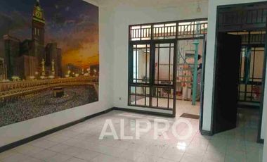 Disewakan Untuk Kantor Jalan Utama Terusan Jakarta Antapani