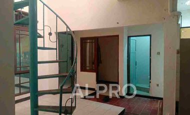 Disewakan Untuk Kantor Jalan Utama Terusan Jakarta Antapani