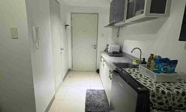 Tagaytay staycation 1 bedroom Cool Suites Tower A SMDC Tagaytay City cavite