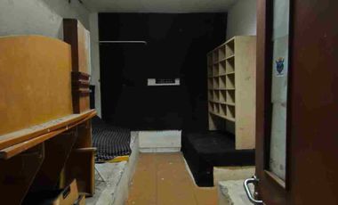 Disewakan Ruko gandeng 4 lantai di kebon jeruk jakarta barat