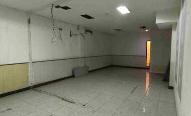 Disewakan Ruko gandeng 4 lantai di kebon jeruk jakarta barat