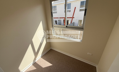 SE ARRIENDA CASA EN COSTA LAGUNA