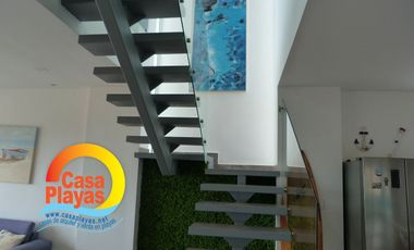 Casa de Lujo con Vista Al Mar de Venta en Playas Villamil, Ciudadela Cerrada Terrazas del Mar