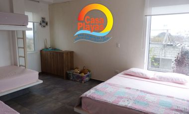 Casa de Lujo con Vista Al Mar de Venta en Playas Villamil, Ciudadela Cerrada Terrazas del Mar