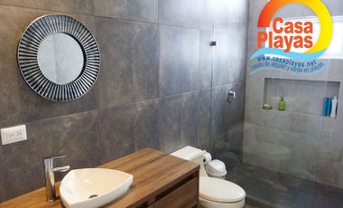 Casa de Lujo con Vista Al Mar de Venta en Playas Villamil, Ciudadela Cerrada Terrazas del Mar