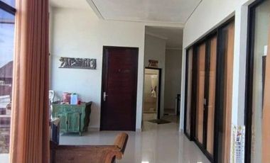 RUMAH MINIMALIS 2 LANTAI – STRATEGIS DI PADANG SAMBIAN