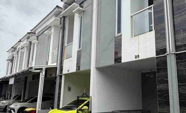 Jual cepat Rumah Murah 2 Lantai siap huni di pulo gadung Jakarta Timur lokasi strategis bebas banjir
