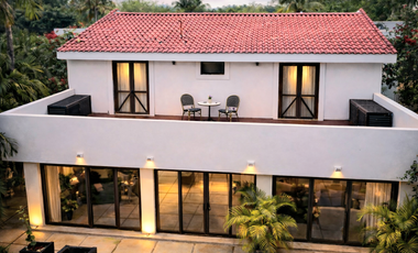 Casa de Lujo en La Ceiba | 1,610m² Terreno + Piscina + Golf