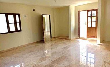 Casa de Lujo en La Ceiba | 1,610m² Terreno + Piscina + Golf