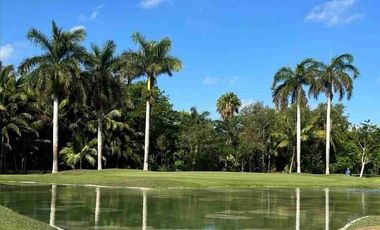 Casa de Lujo en La Ceiba | 1,610m² Terreno + Piscina + Golf