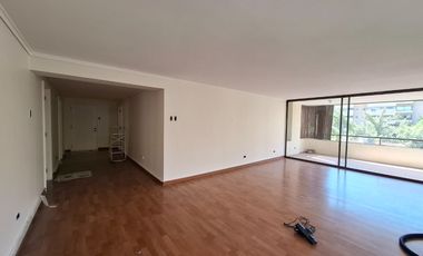 Amplio 3D 2B más servicios en Enrique Foster 151 m2 utiles y 20 en 2 terrazas