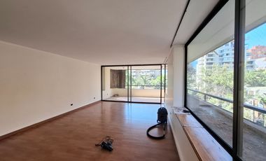 Amplio 3D 2B más servicios en Enrique Foster 151 m2 utiles y 20 en 2 terrazas