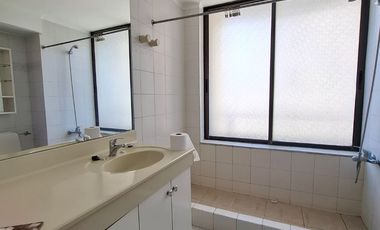 Amplio 3D 2B más servicios en Enrique Foster 151 m2 utiles y 20 en 2 terrazas