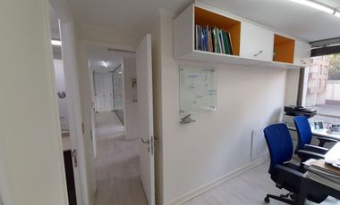 OPORTUNIDAD LIRA UC 133 m2 4 estacionamientos 2 bodegas