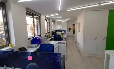 OPORTUNIDAD LIRA UC 133 m2 4 estacionamientos 2 bodegas