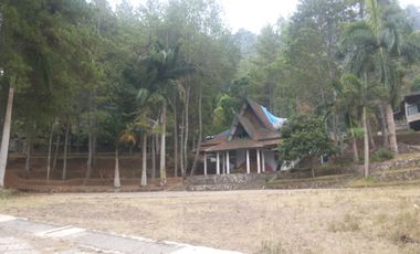 Tanah 140896 M2 SHM Manggala Giri Cibogo Lembang, Bandung Barat Ex Villa Resort View Kota Lembang Cocok Dibangun Tempat Wisata Lokasi Strategis