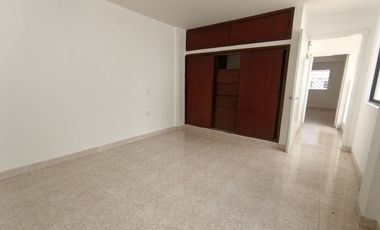 ARRIENDO CASA COMERCIAL EN LA AURORA