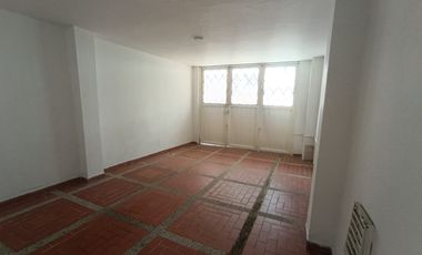 ARRIENDO CASA COMERCIAL EN LA AURORA