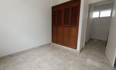 ARRIENDO CASA COMERCIAL EN LA AURORA