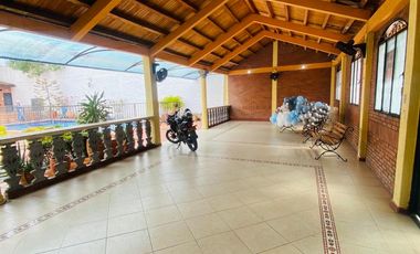 🏛 Casa de Eventos en Venta – Zona Centro (Alta Proyección Comercial)