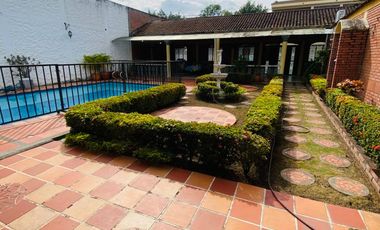 🏛 Casa de Eventos en Venta – Zona Centro (Alta Proyección Comercial)