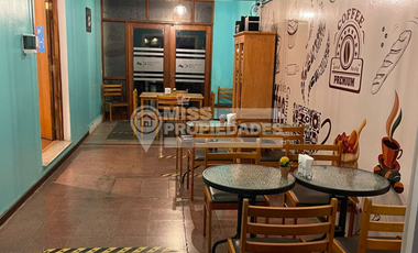 SE VENDE DERECHO A LLAVE DE PASTELERÍA/SANGUCHERIA