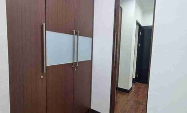 Apartment essense darmawangsa 3BR Furnish