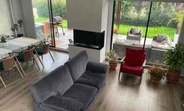 Vendo hermosa casa chia