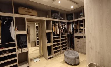 En venta casa de 5 dormitorios en Urb.Las Riberas en la vía Samborondón.JP