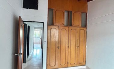 CASA EN VENTA, URBANIZACION NIZA