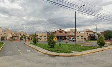 MFS (EMB) CASA  EN VENTA DE CONTADO EN REAL NAVARRA HIDALGO