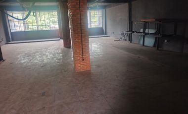 Disewakan / Dijual  Bangunan Ruko Gandeng 4 Lantai dekat Blok M