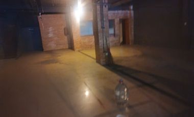 Disewakan / Dijual  Bangunan Ruko Gandeng 4 Lantai dekat Blok M