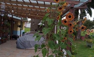 VENDO HERMOSA QUINTA EN TUMBACO