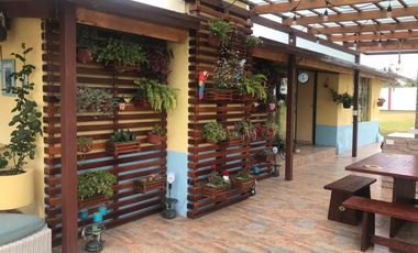 VENDO HERMOSA QUINTA EN TUMBACO